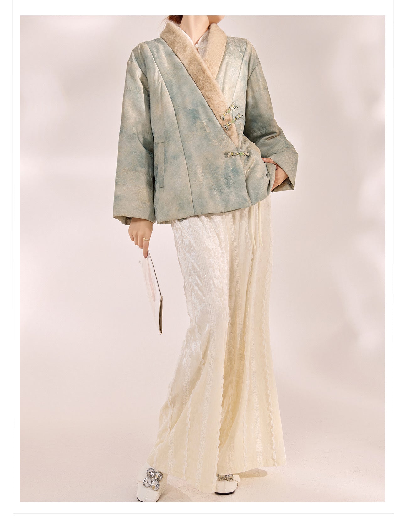 New Chinese Style Feather Collar Embroidered Cotton Jacket for Women