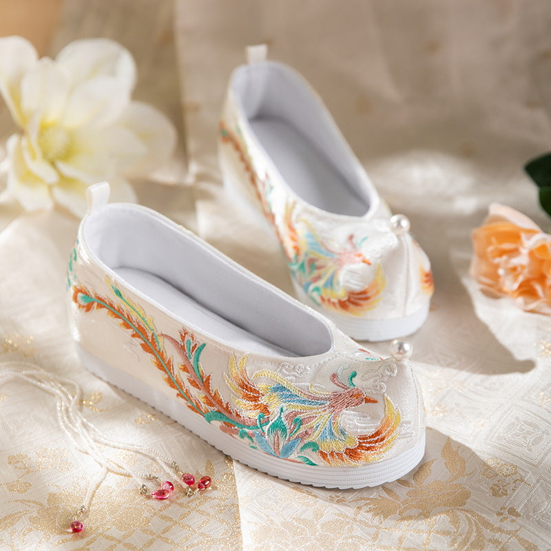 Autumn 2025 Hanfu Shoes — Bride Xiuhe Shoes with Inner Height for Women