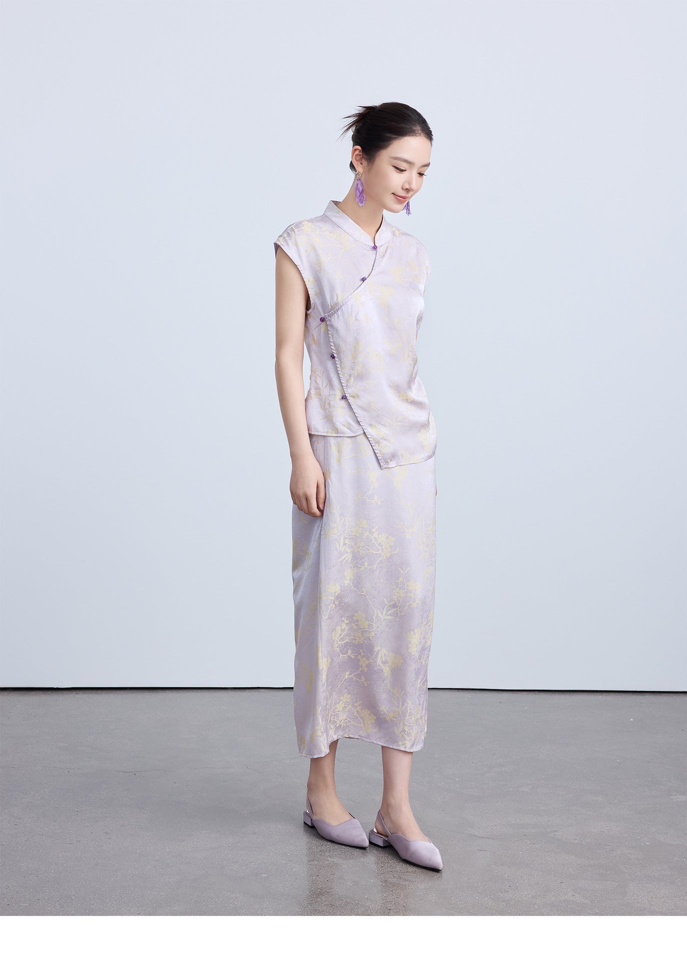 High-End Waist-Cinching Jacquard Top with Asymmetrical Collar