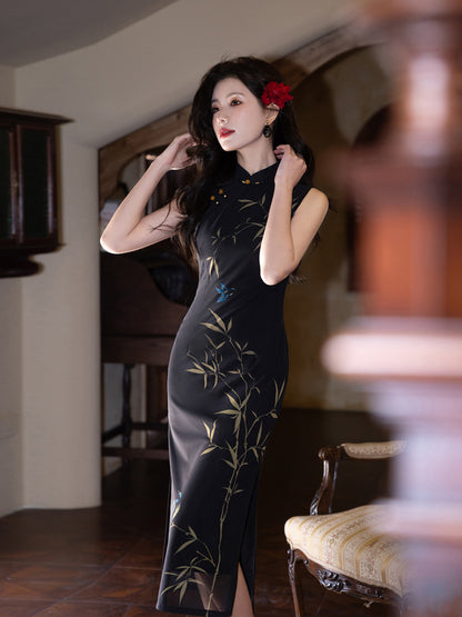 Elegant Black Cheongsam – 2025 Sleeveless Slim Fit Dress