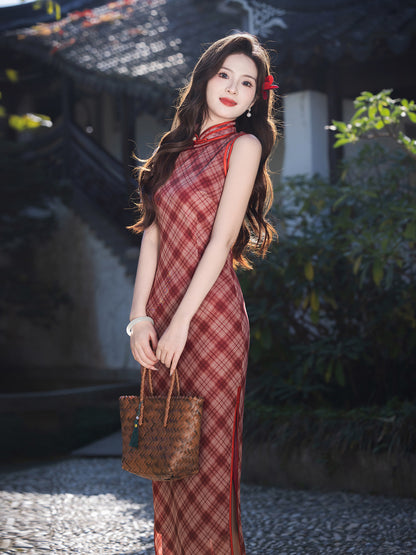Retro Red Cheongsam – Elegant Young Lady Summer Dress 2025