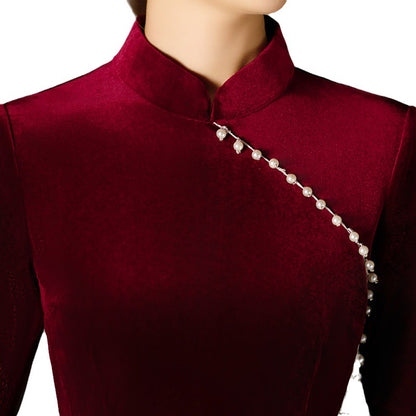 Elegant Mid-Sleeve Velvet Qipao – Burgundy Daily Dress