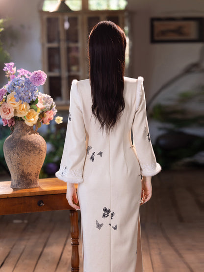 White Fleece-Lined Winter Qipao | Thickened Long-Sleeve Retro Dress 2025
