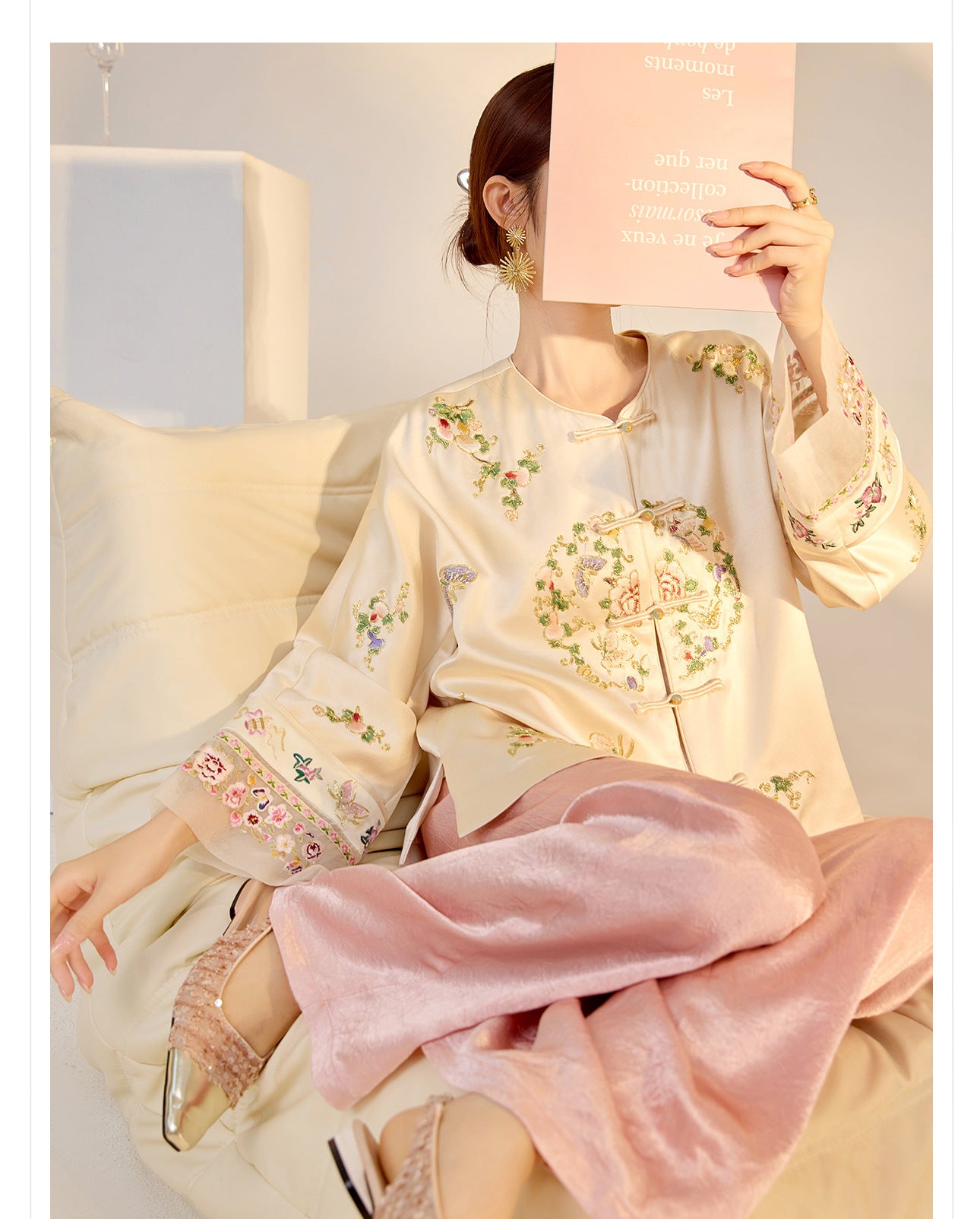 2026 Autumn New Chinese Style Printed Embroidered Acetate Coat for Women