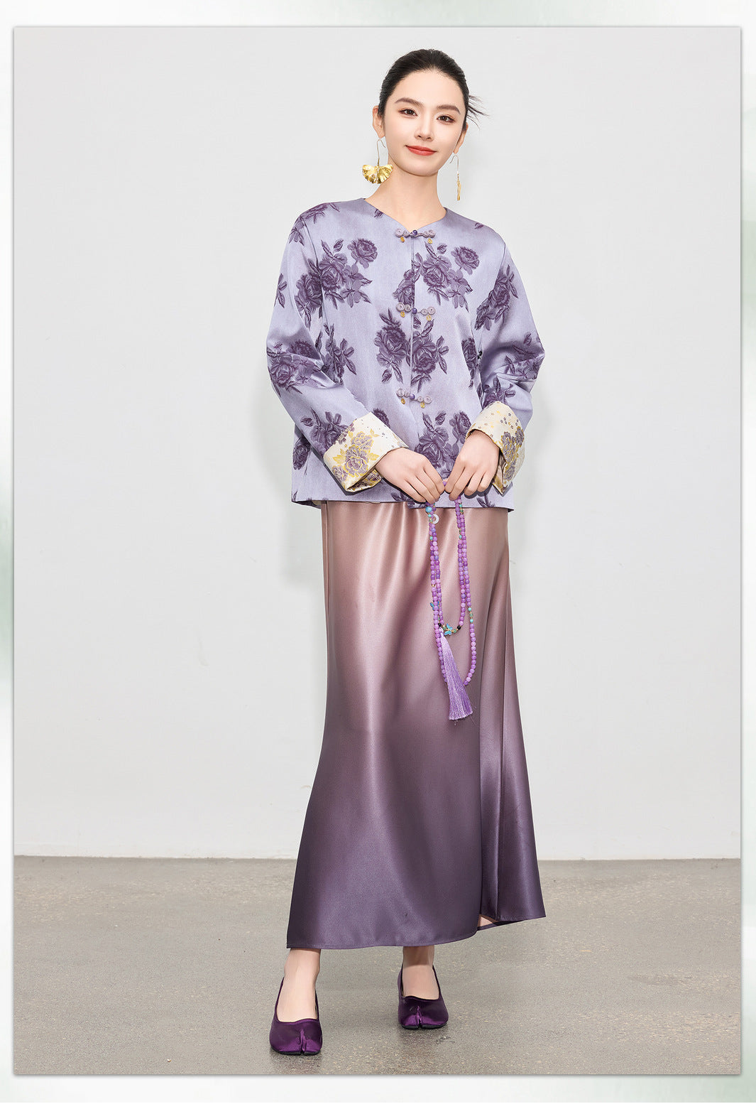 High-End Gradient Satin Mermaid Midi Skirt, Spring Design