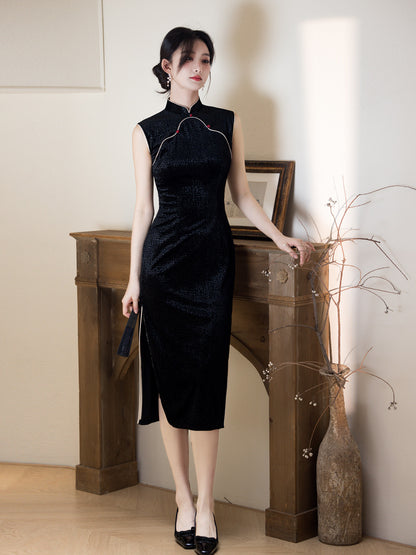 Retro Elegant Black Cheongsam – 2025 New Women's Dress