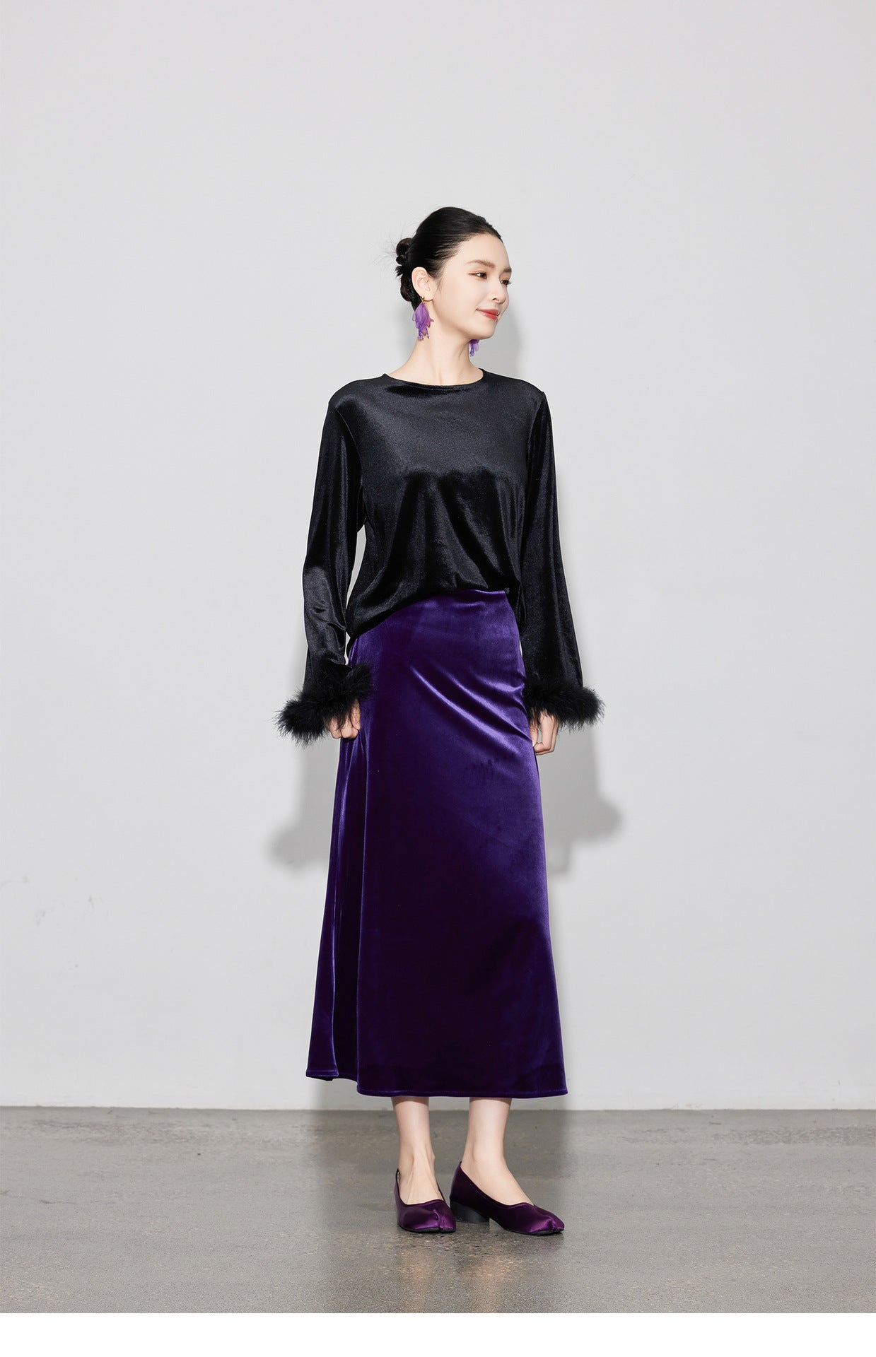 Chic Vintage High-Waist Velvet Long Skirt