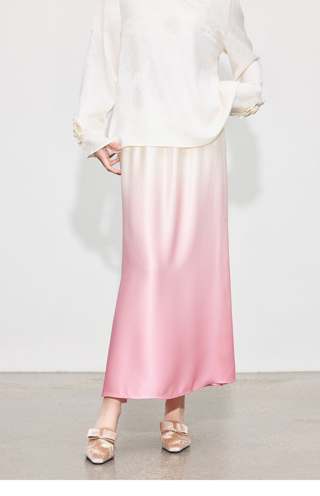 Luxury Acetate Satin Midi Skirt — Gradient High-End Mermaid Style