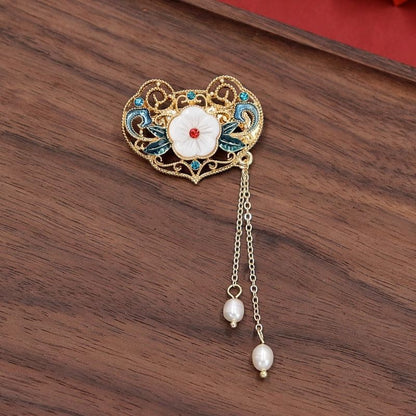 Chinese Style Brooch — Palace Elegant Pearl Tassel Pin for Cheongsam