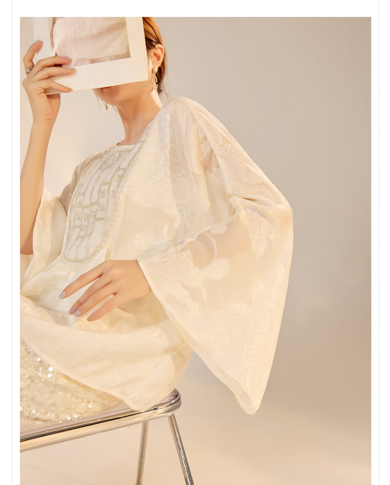 New Chinese Style Beaded Embroidered High-End Blouse for Women