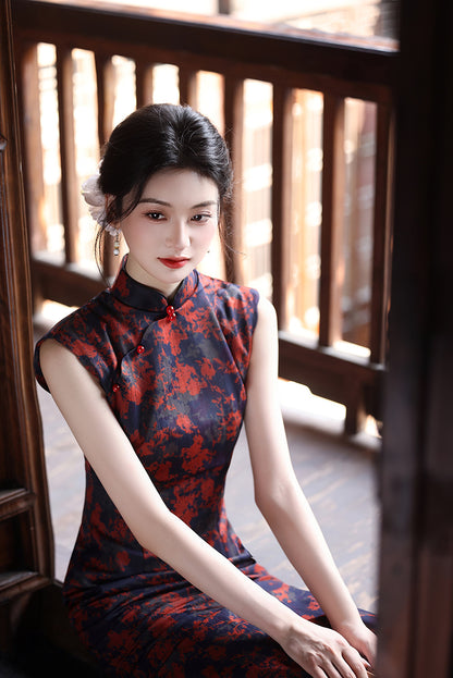 Slim Fit Retro Qipao – Elegant Long Chinese Dress