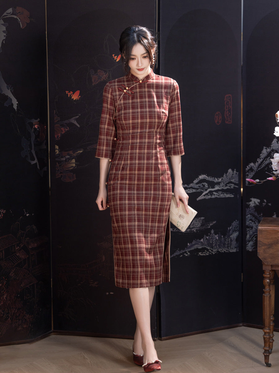 Improved Youth Style Qipao – Three-Quarter Sleeve Daily Dress