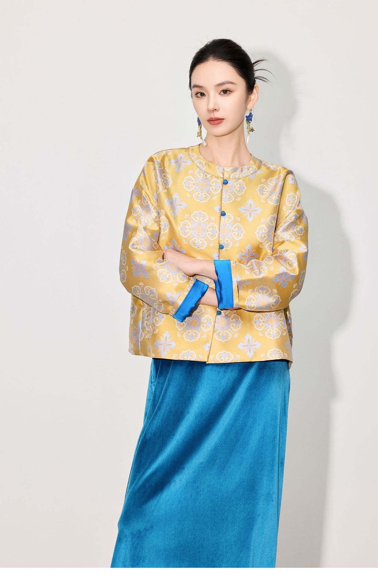 Stylish Retro Jacquard Long Sleeve Jacket