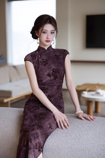 Elegant Purple Cheongsam – 2025 Slim Fit Retro Dress