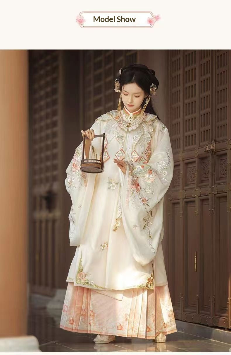Women Ming Dynasty Hanfu Set Heavy Embroidery Cloud Shoulder Stand Collar Horse Face Skirt