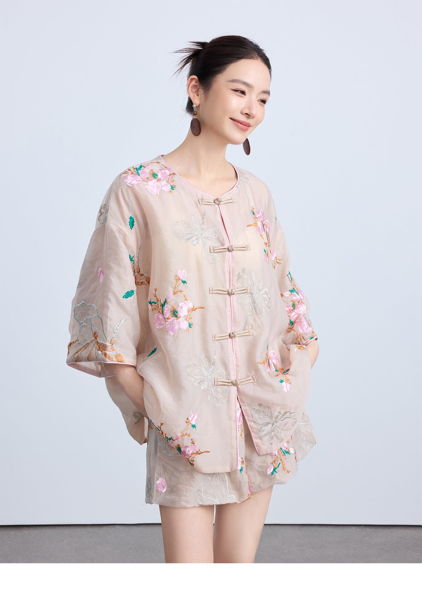Chinese Style Embroidered Top & Shorts Set New Loose Two-Piece Outfit
