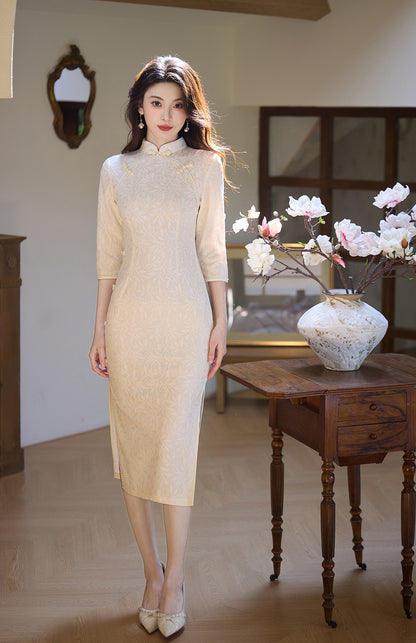 New Chinese Style Qipao – Improved Elegant Daily Engagement Dress