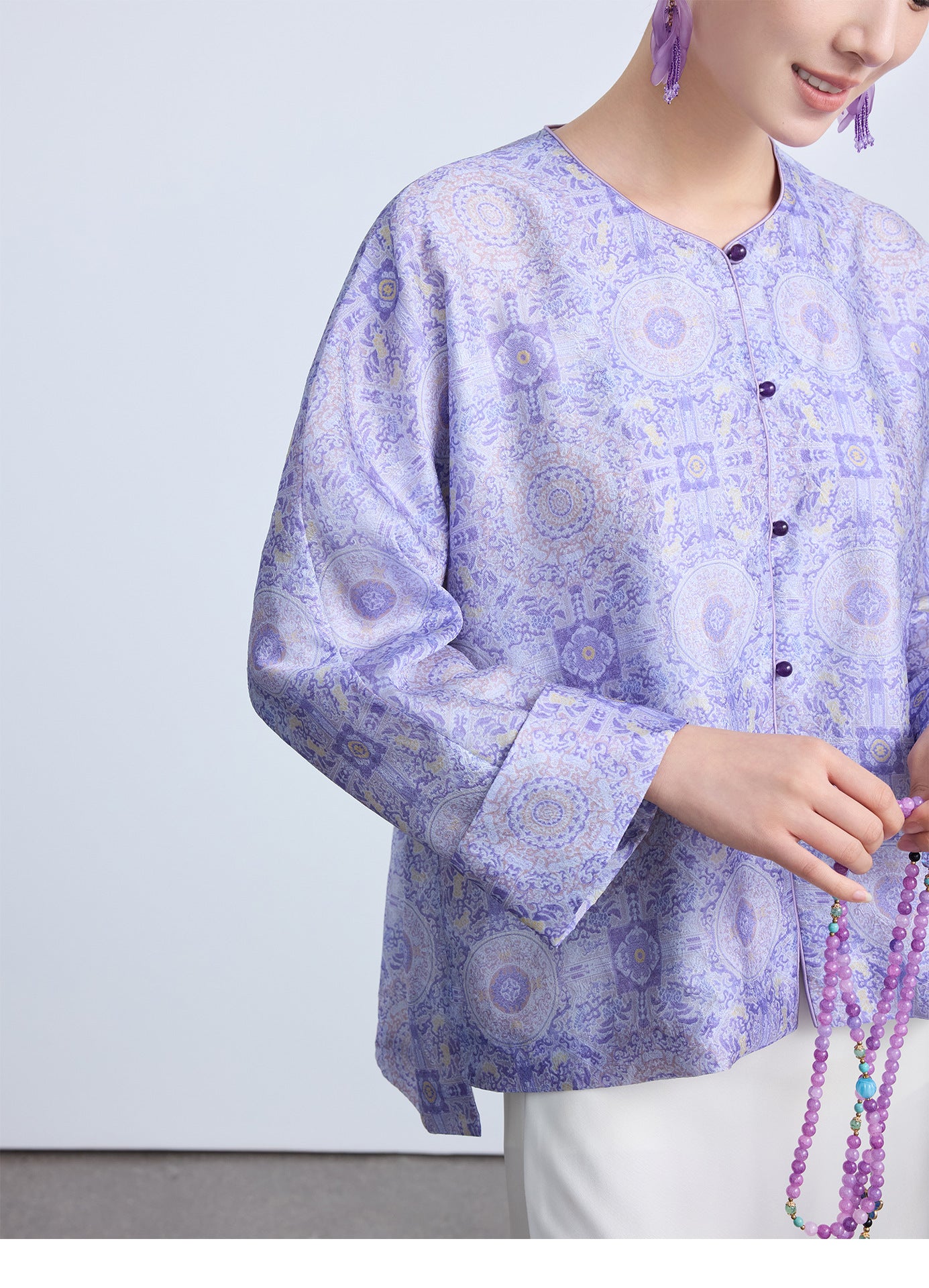 High-End Stylish Chinese Summer Top for Women