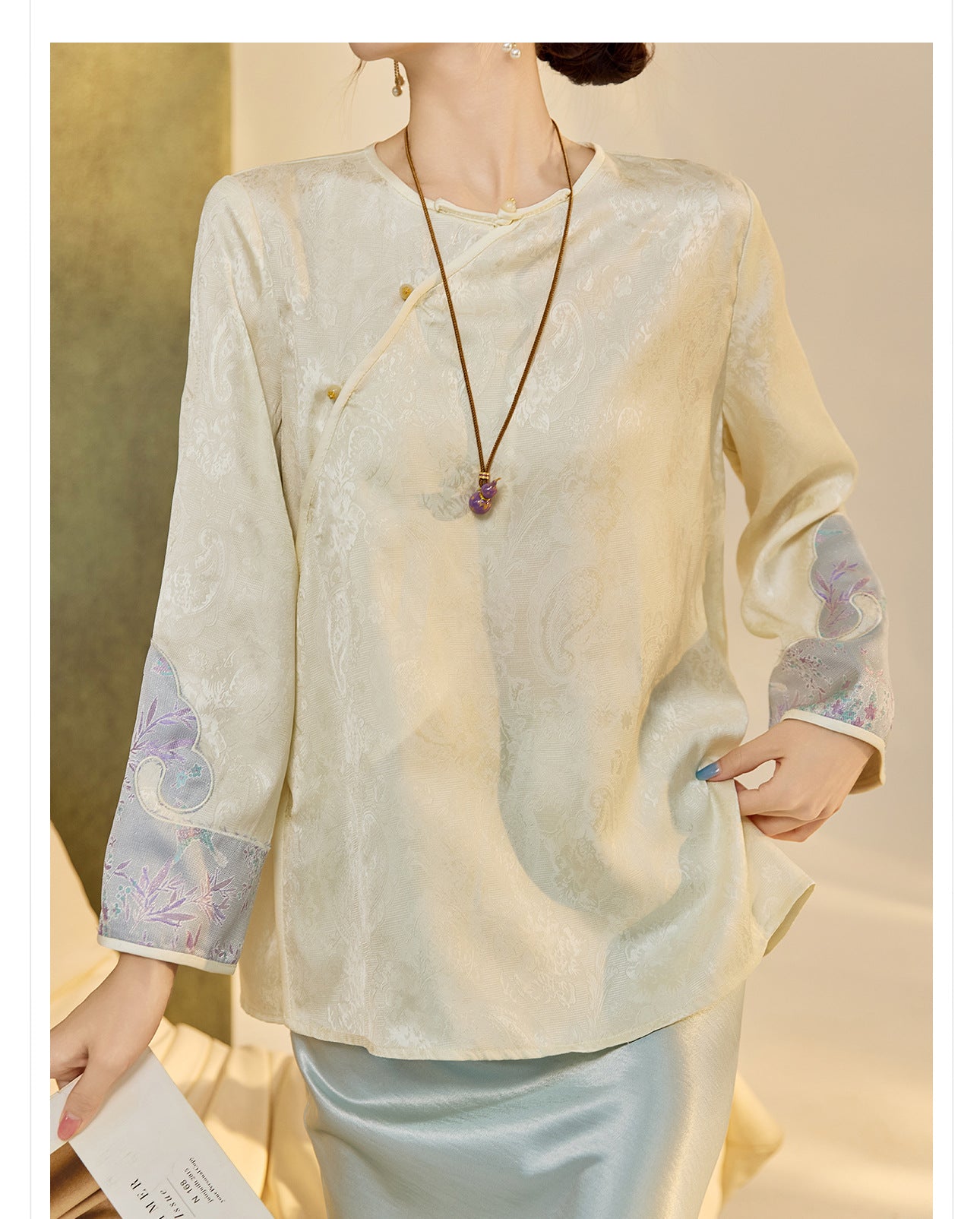 2025 New Chinese Style Elegant Jacquard Shirt | High-End Embroidered Button Top