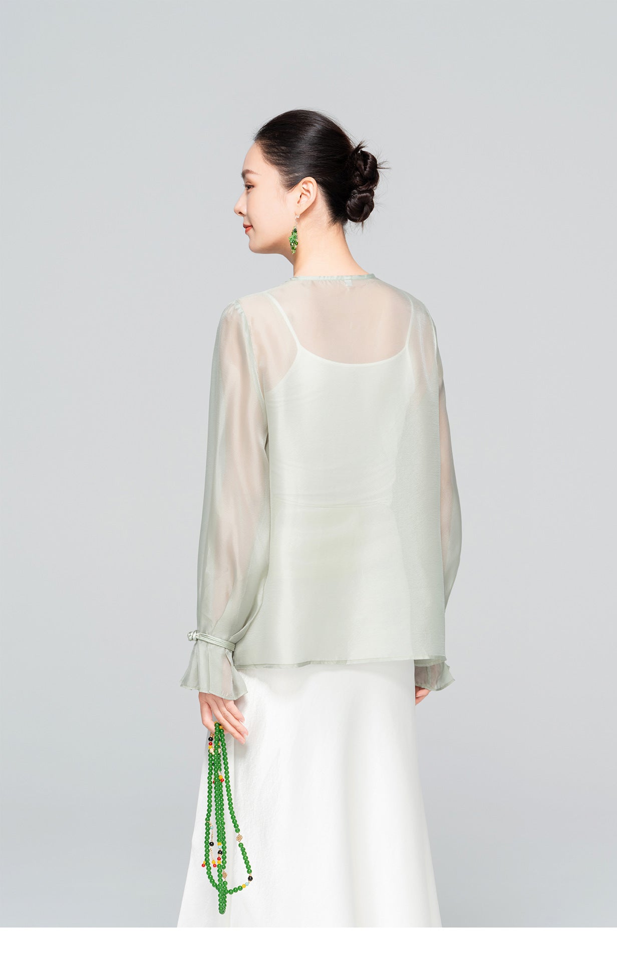 Lightweight Autumn Casual Round Neck Shirt for Women