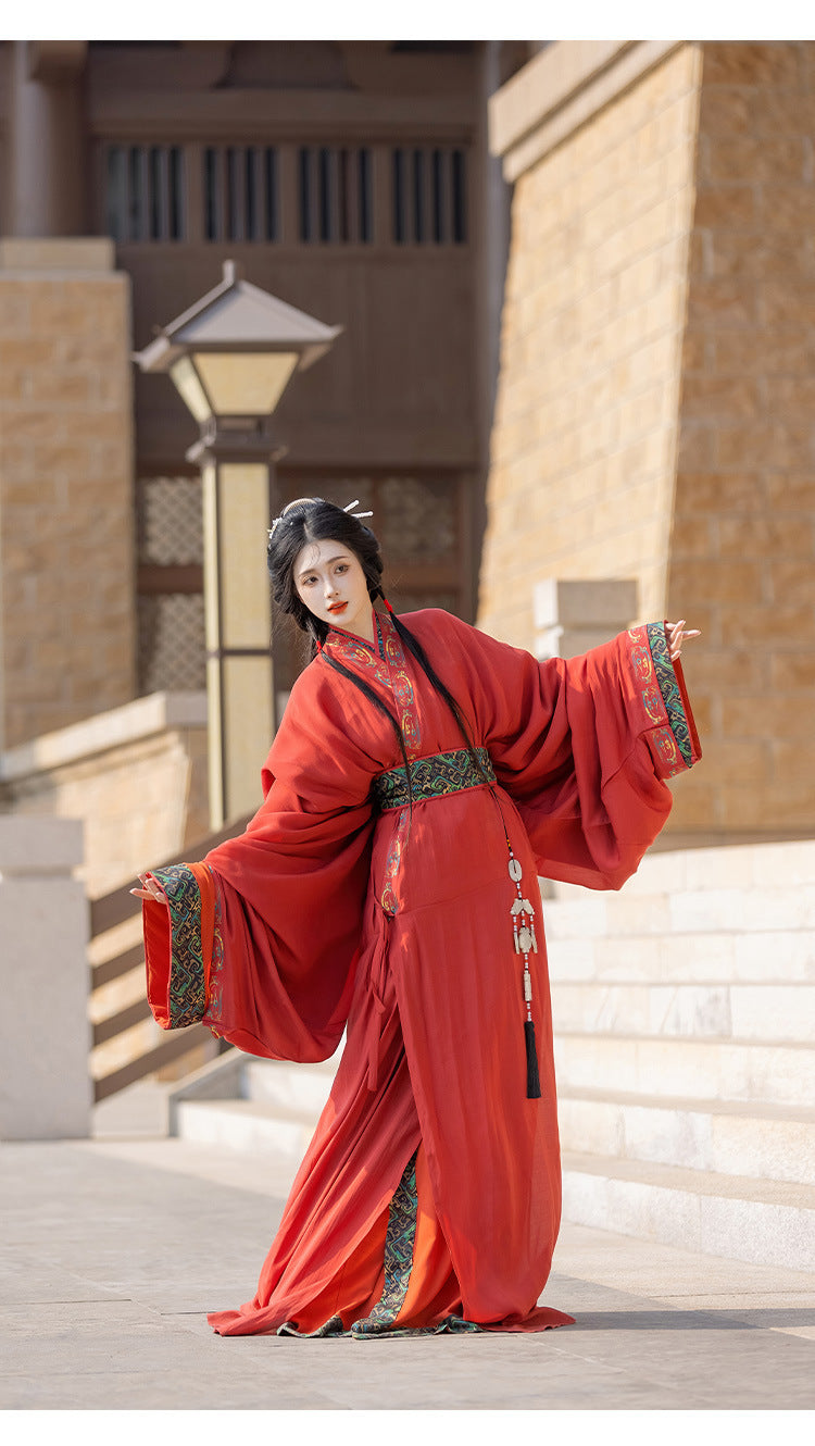 Warring States Hanfu — Straight Skirt Robe with Large Volume Tail for Women