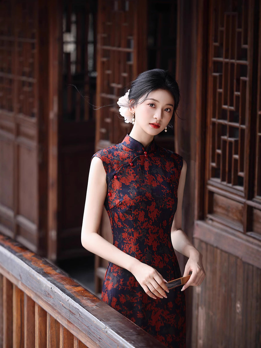 Slim Fit Retro Qipao – Elegant Long Chinese Dress