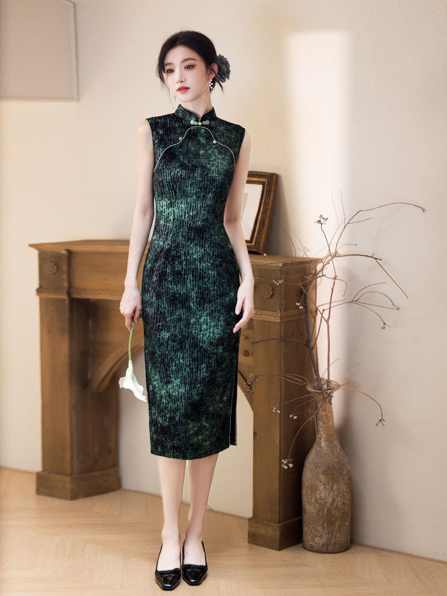 Retro Elegant Black Cheongsam – 2025 New Women's Dress