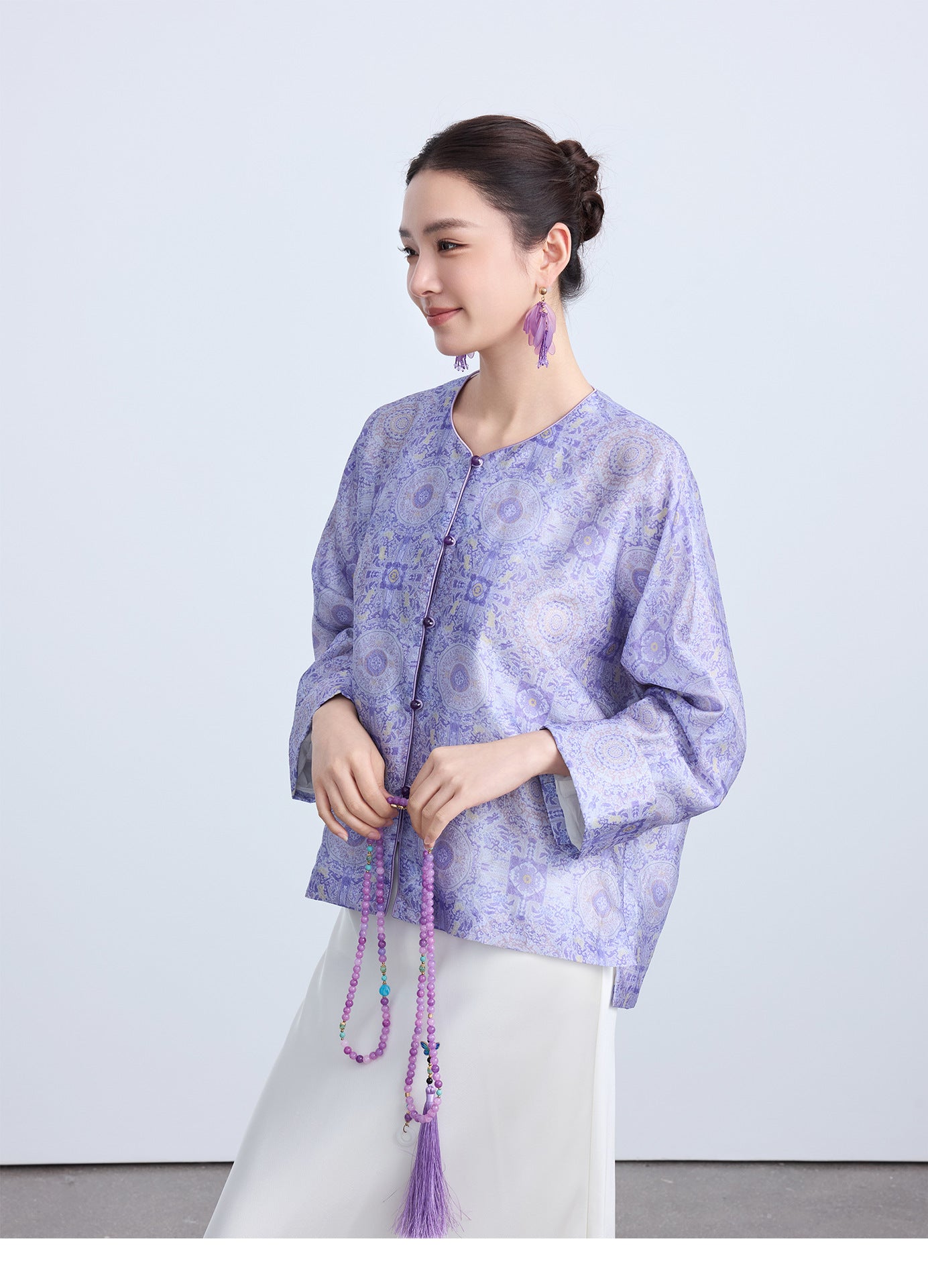High-End Stylish Chinese Summer Top for Women