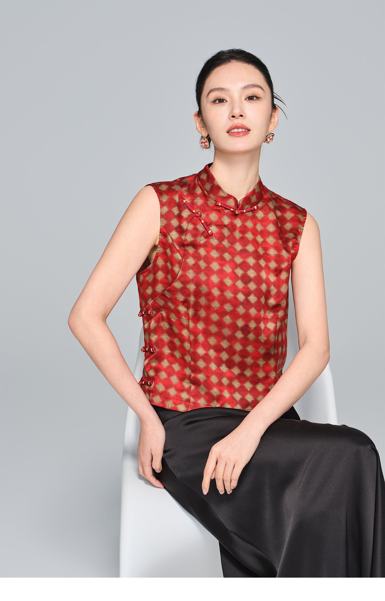 High-End Women's Plaid Silk Vest