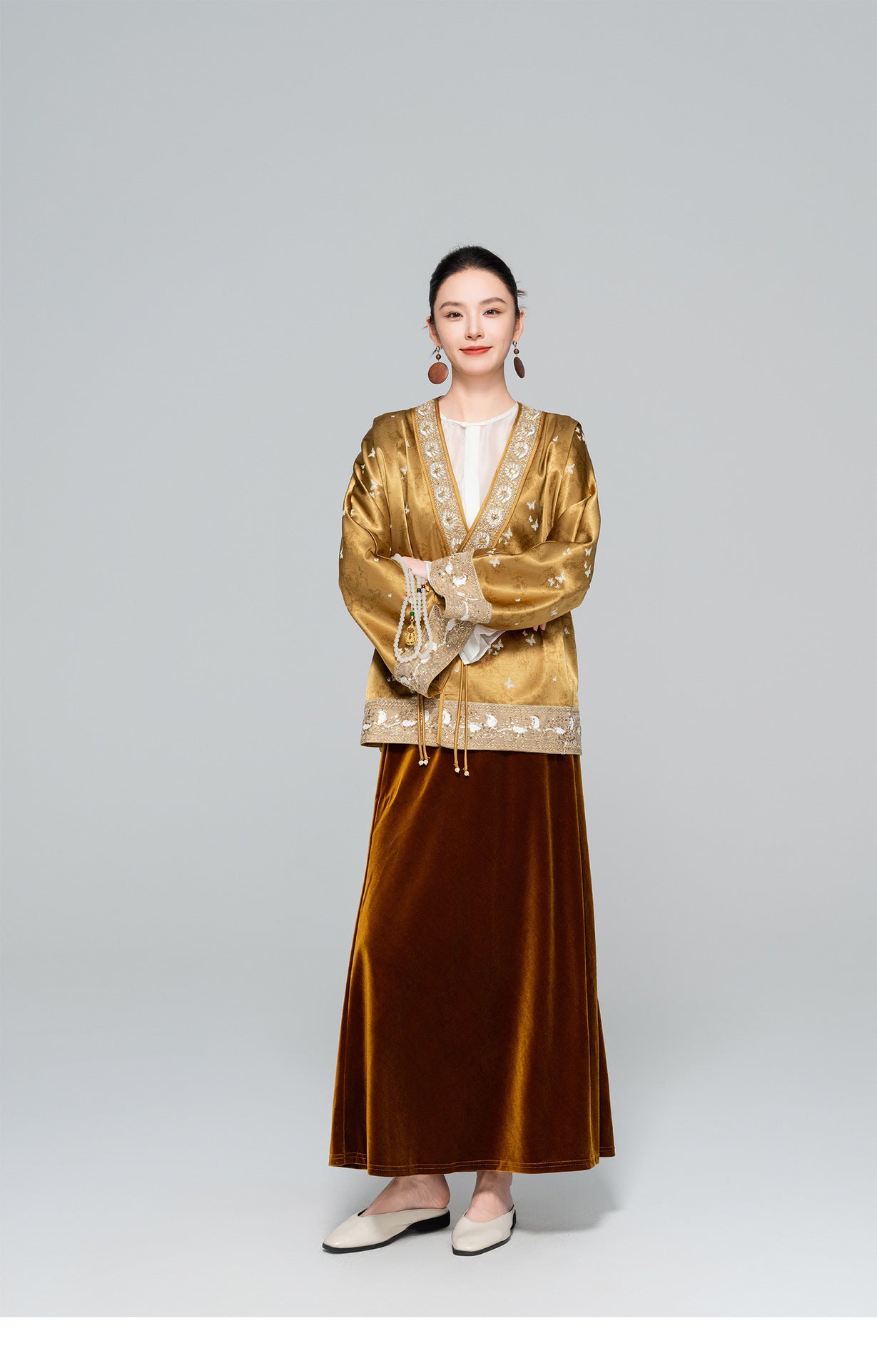 High-End Butterfly Embroidered Outerwear for Women