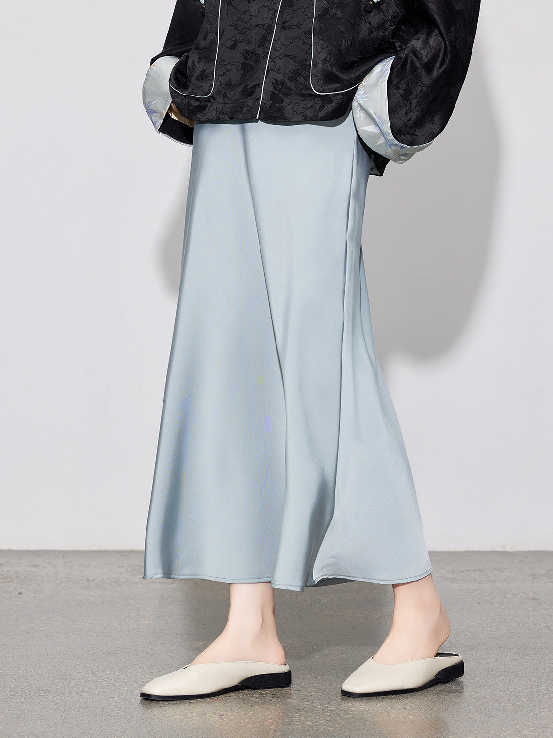 Chic Glossy Satin Mermaid Half Skirt, High-End Design