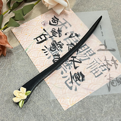 Ink Blue Magnolia Hairpin | New Chinese Style Elegant Wooden Accessory
