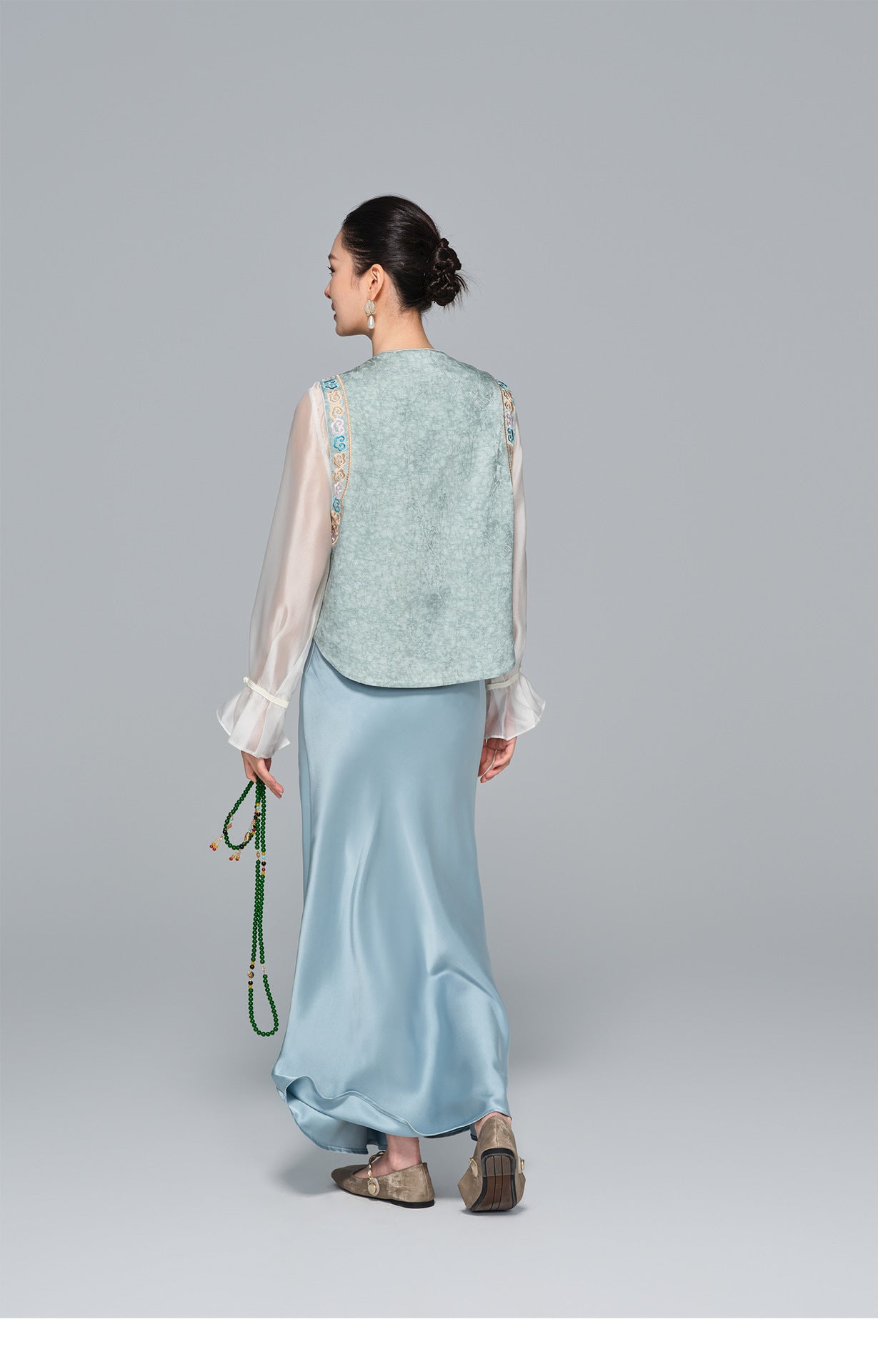 Embroidered Sleeveless Vest for Women