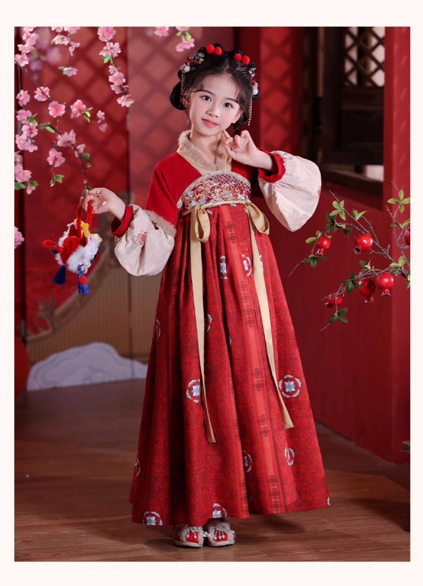 Children’s Winter Hanfu Dress | Elegant Thickened Tang Suit Cheongsam for New Year