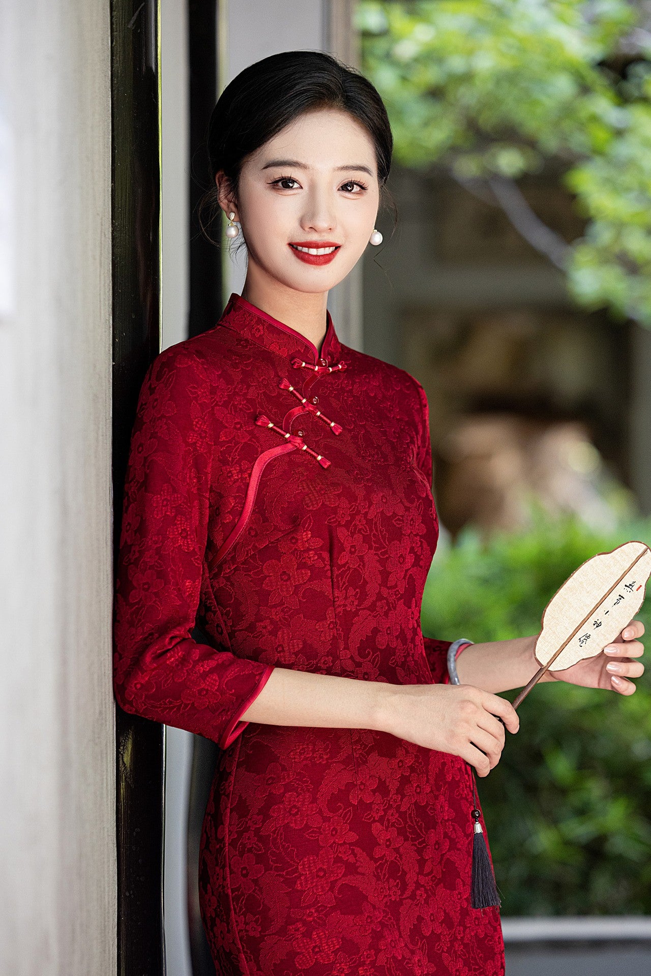 Elegant Red Long Sleeve Qipao – Autumn Wedding Event Dress