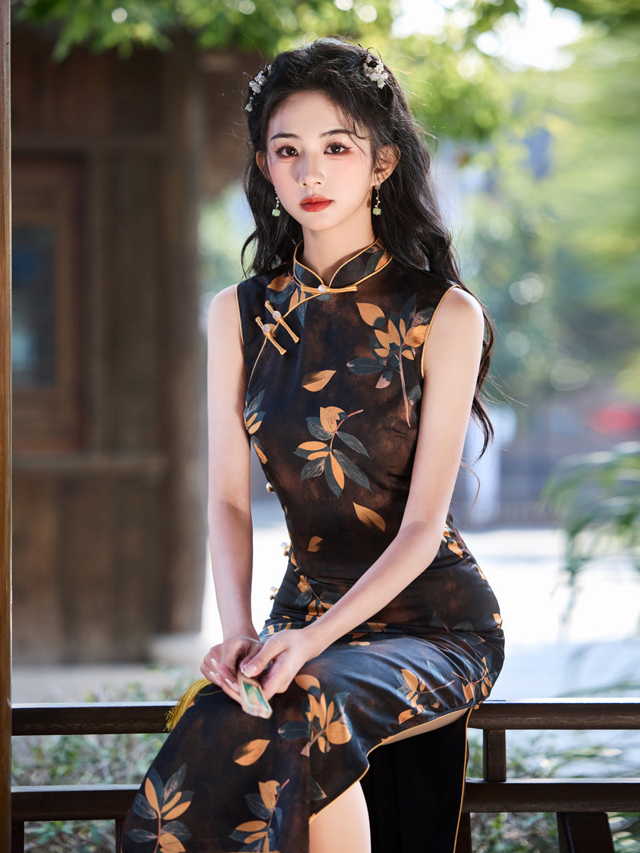 Black Sleeveless Cheongsam – Old Shanghai Printed Slim Dress