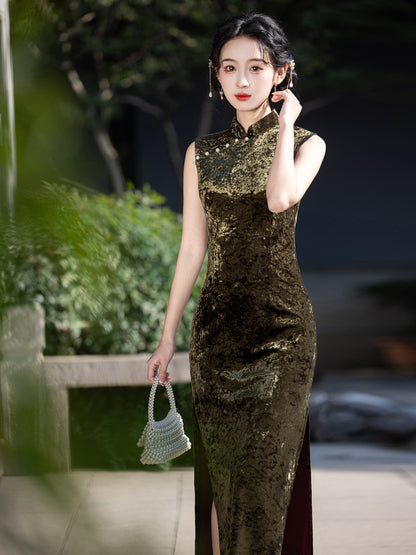 New Chinese Style Black Velvet Cheongsam – Slim Fit Dress
