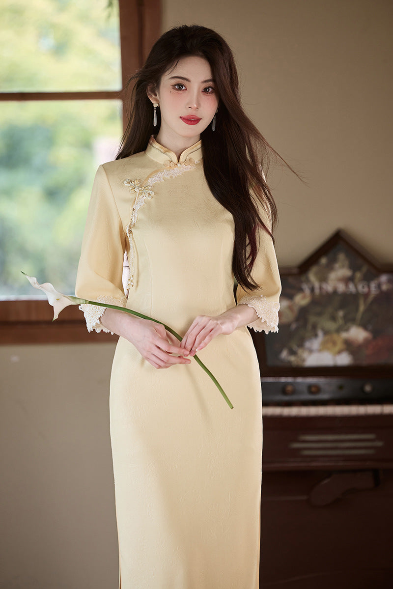 Purple Cheongsam 2025 – Elegant Young Chinese Style Autumn Dress