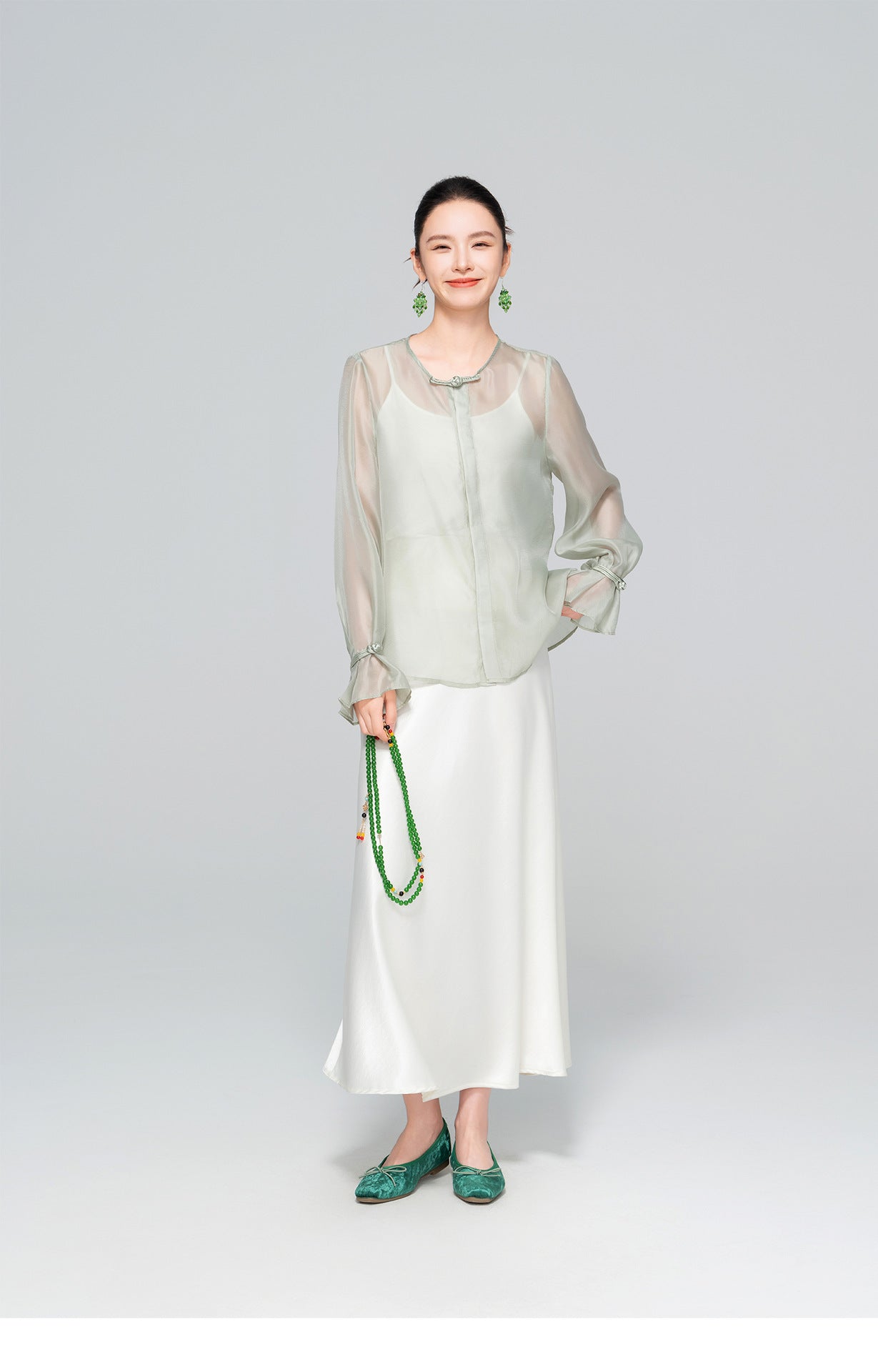 Lightweight Autumn Casual Round Neck Shirt for Women