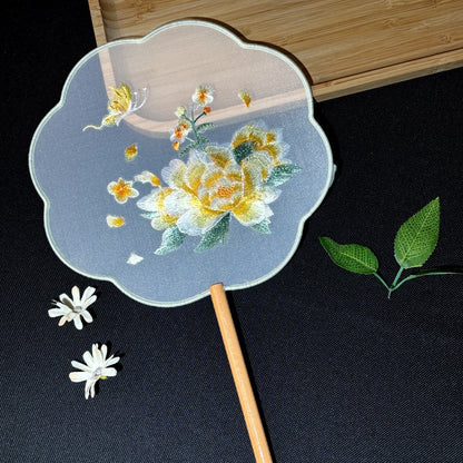 Suzhou Embroidered Round Fan — Hanfu Accessory for Women