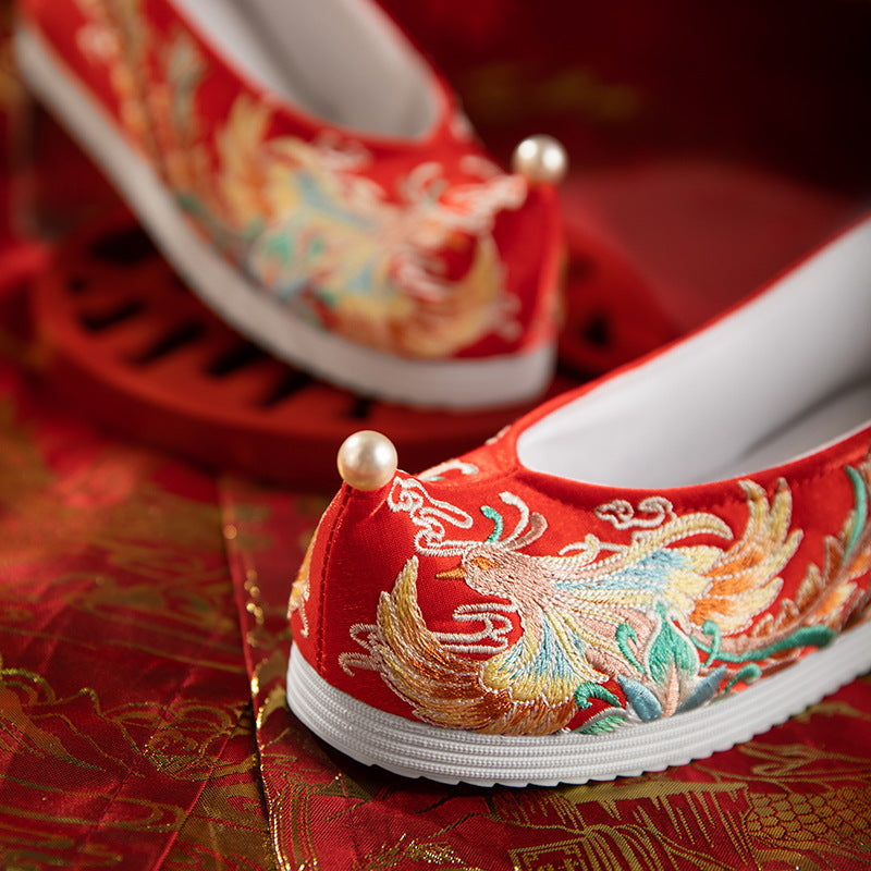 Autumn 2025 Hanfu Shoes — Bride Xiuhe Shoes with Inner Height for Women
