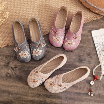 Old Beijing Style Women’s Flats — Retro Embroidered Costume Shoes