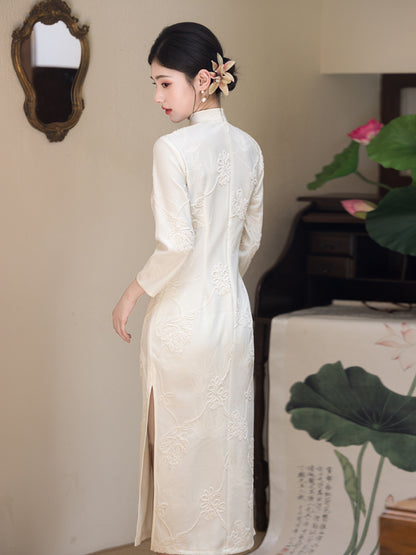 White Cheongsam 2025 – Autumn Winter Retro Long Sleeve Dress