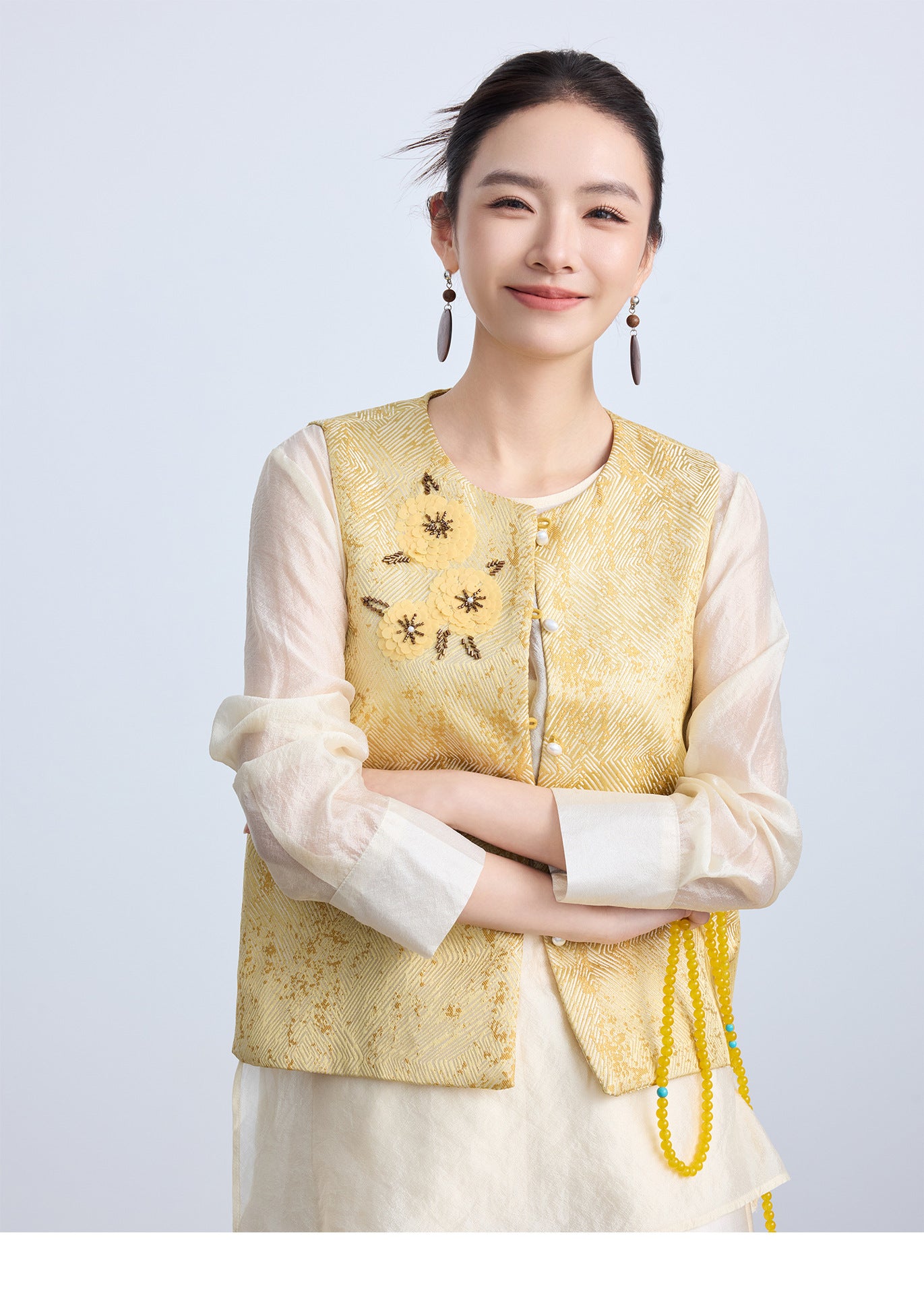 Elegant Chinese Style Sequin Embroidered Top