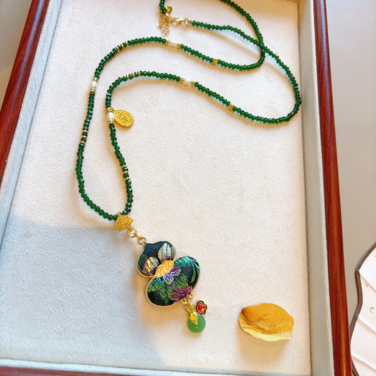 Handmade Song Brocade Gourd Necklace | New Chinese Style Cultural Heritage Accessory