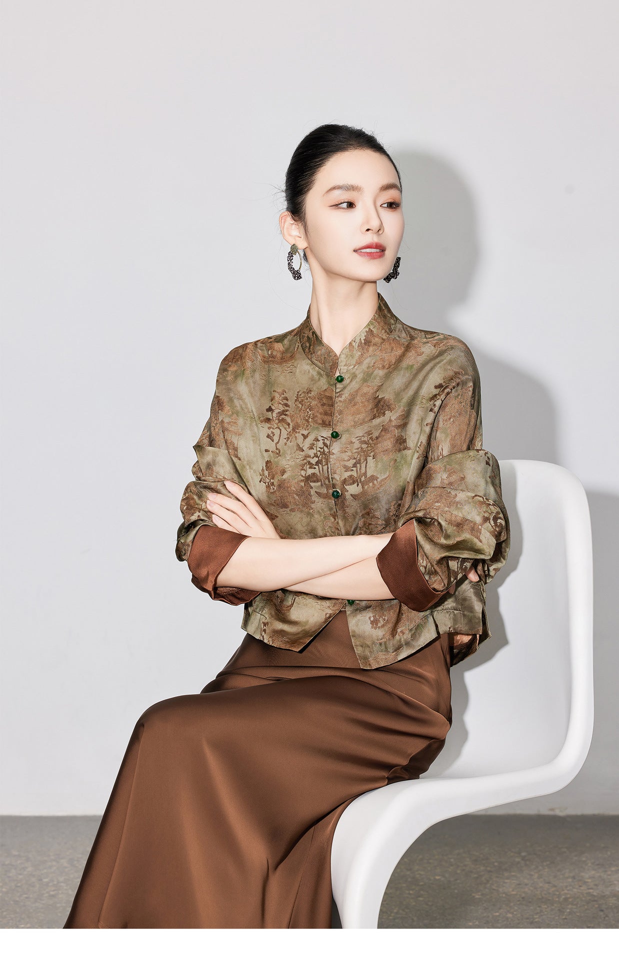 Stylish National Style Jacquard Blouse for Women