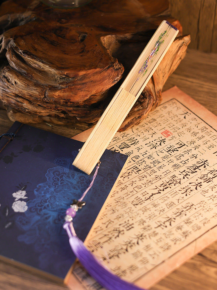 Ancient Style Suzhou Embroidered Fan — Portable Chinese Style Fan