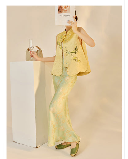 High-End Embroidery Stand Collar Vest & Jacquard Mermaid Skirt