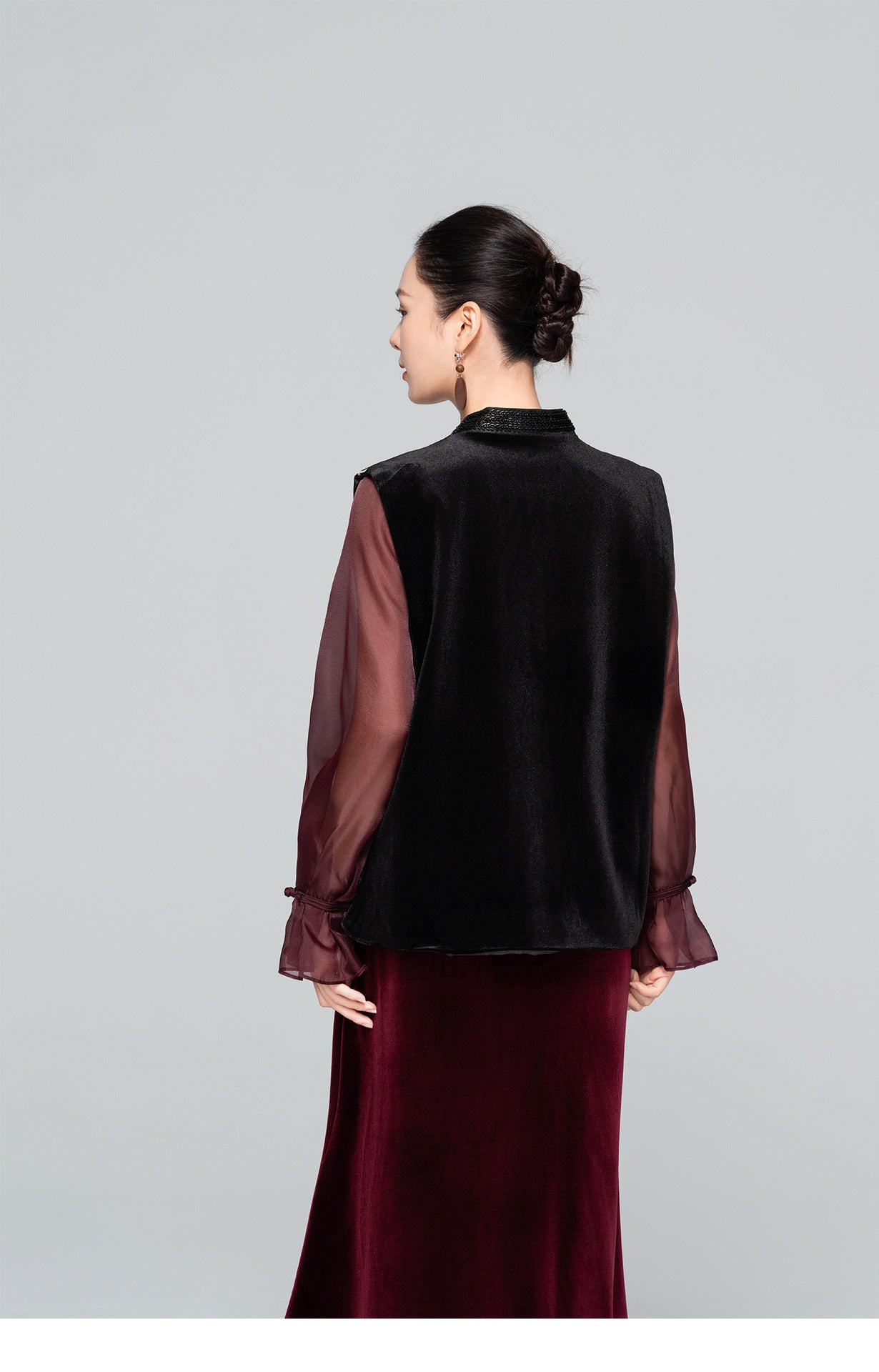 Sophisticated Heavy Embroidery Sequin Vest