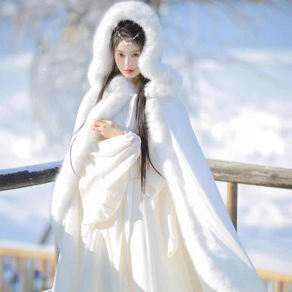 Winter Hanfu Cloak for Women – Thick Fleece Fur Collar Warm Cape